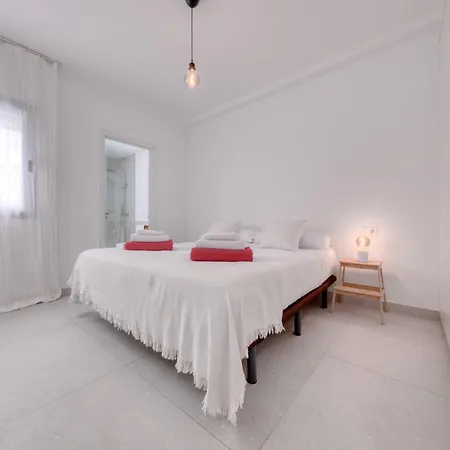 Casa Nubea - 500m From The By Lanzarote Hébergement de vacances